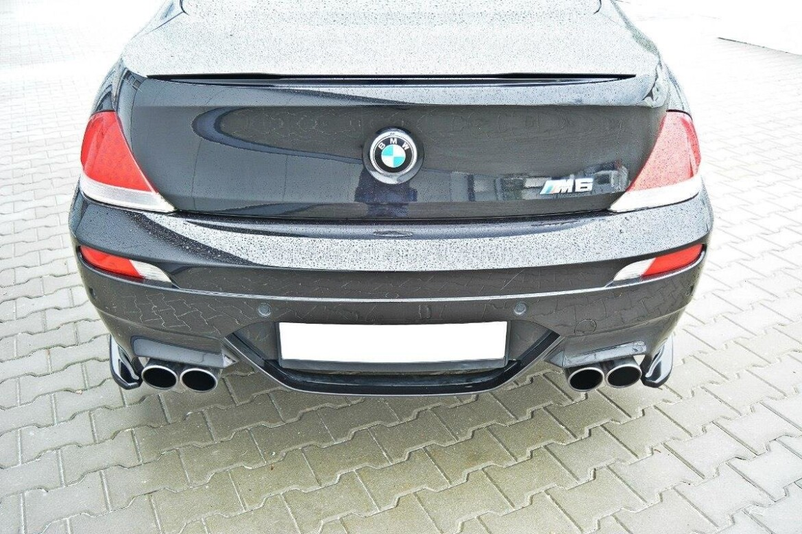 Heck Ansatz Flaps Diffusor für BMW M6 E63 Carbon Look